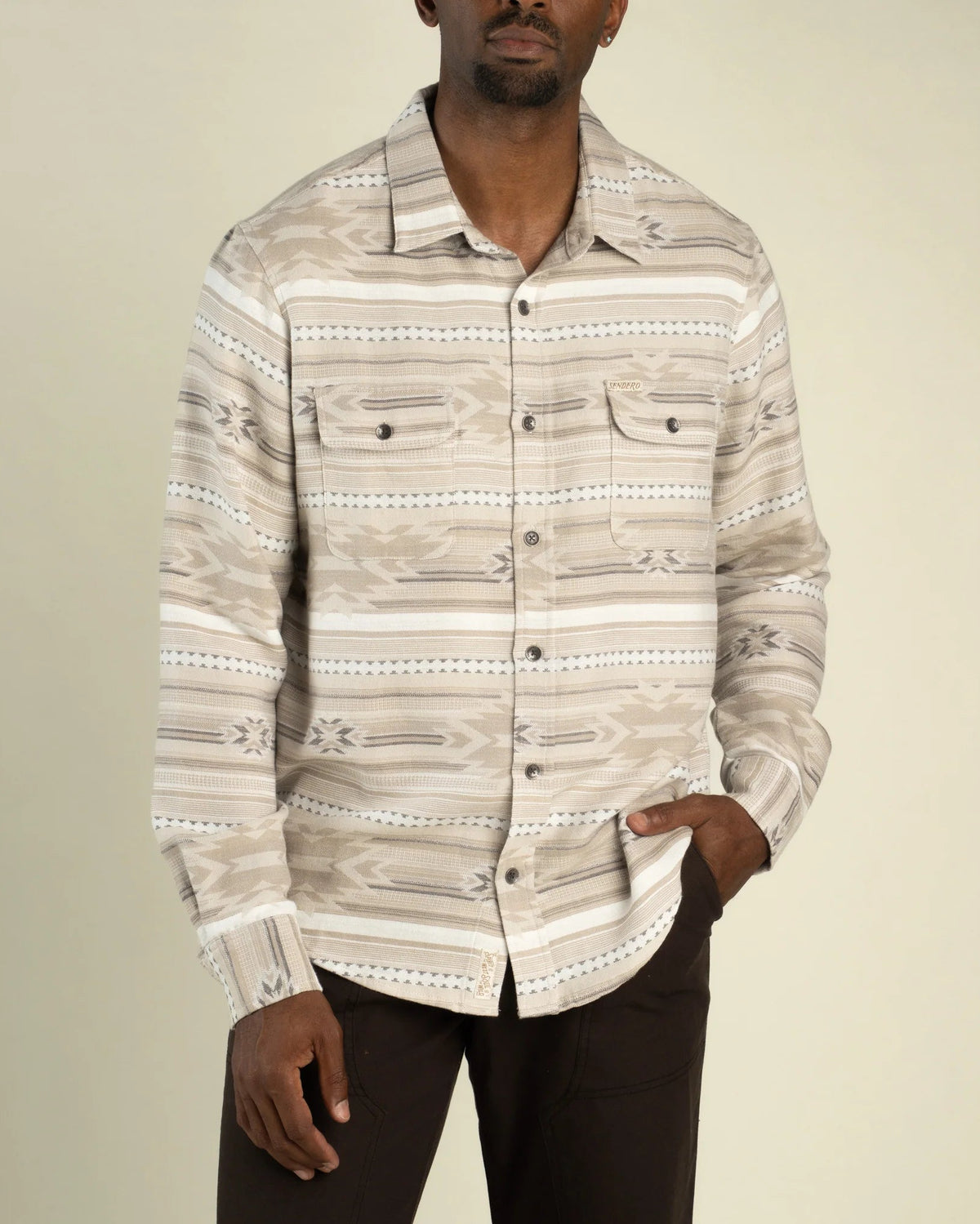 Sendero Boquillas long sleeve shirt in Mesilla Chevron Limestone, on model